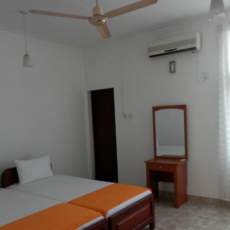 Appartement The Number 8 à Dehiwala-Mont Lavinia Extérieur photo