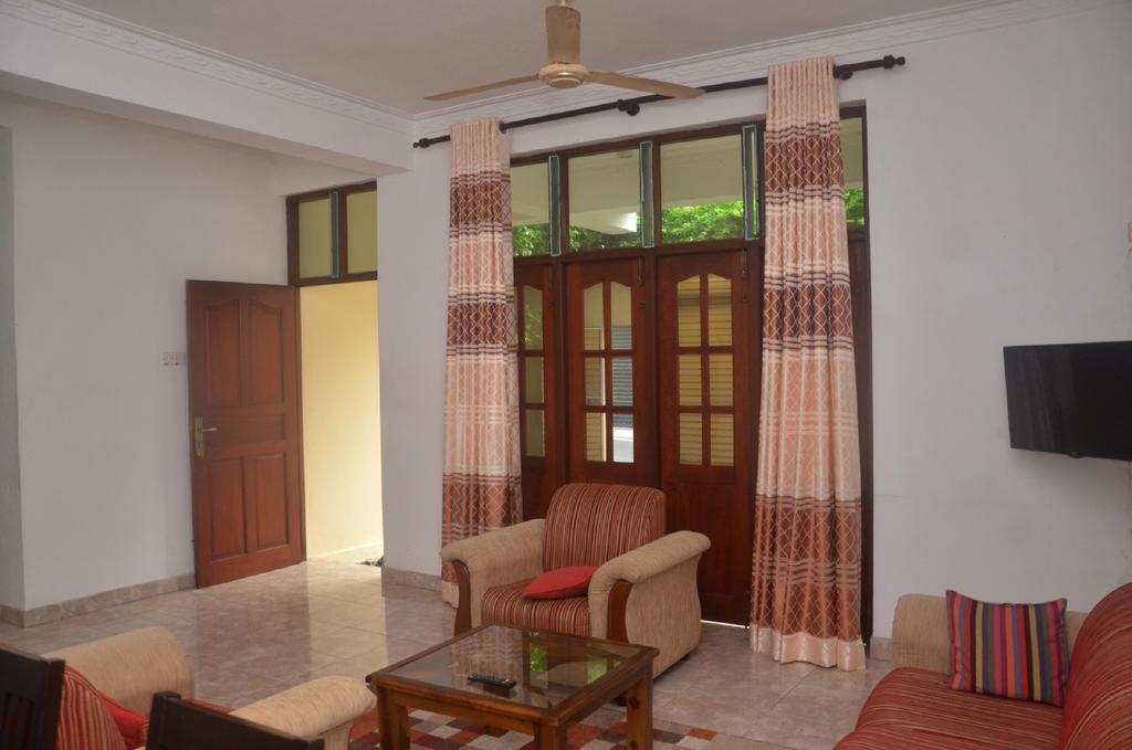 Appartement The Number 8 à Dehiwala-Mont Lavinia Extérieur photo