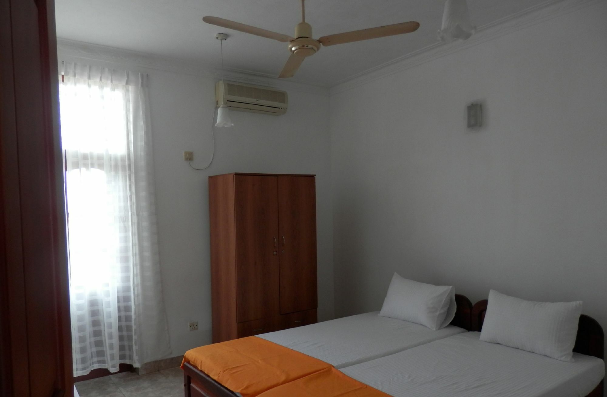 Appartement The Number 8 à Dehiwala-Mont Lavinia Extérieur photo